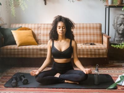 Woman-doing-yoga