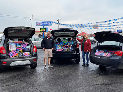 Springdale West, AR Toy Drive. Jon Janssen and Jill Clark.